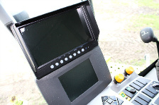 kit camera ecran 9 pouces dans cabine batteuse